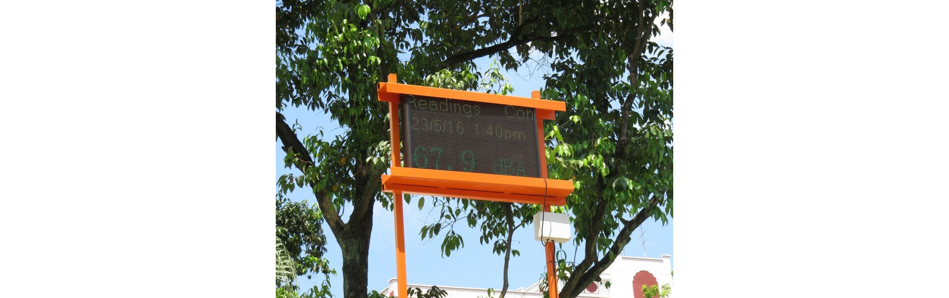 LED_DaytimeInsideSite.JPG